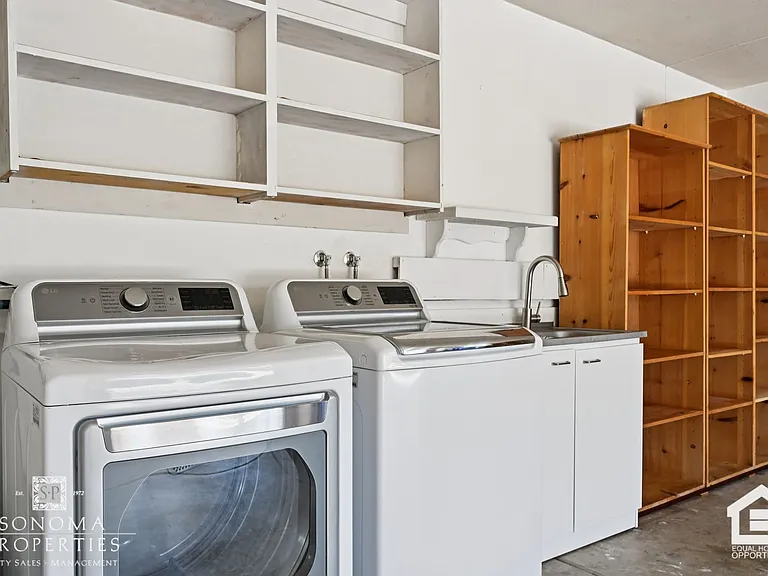 424 La Quinta Ln — Photo 44