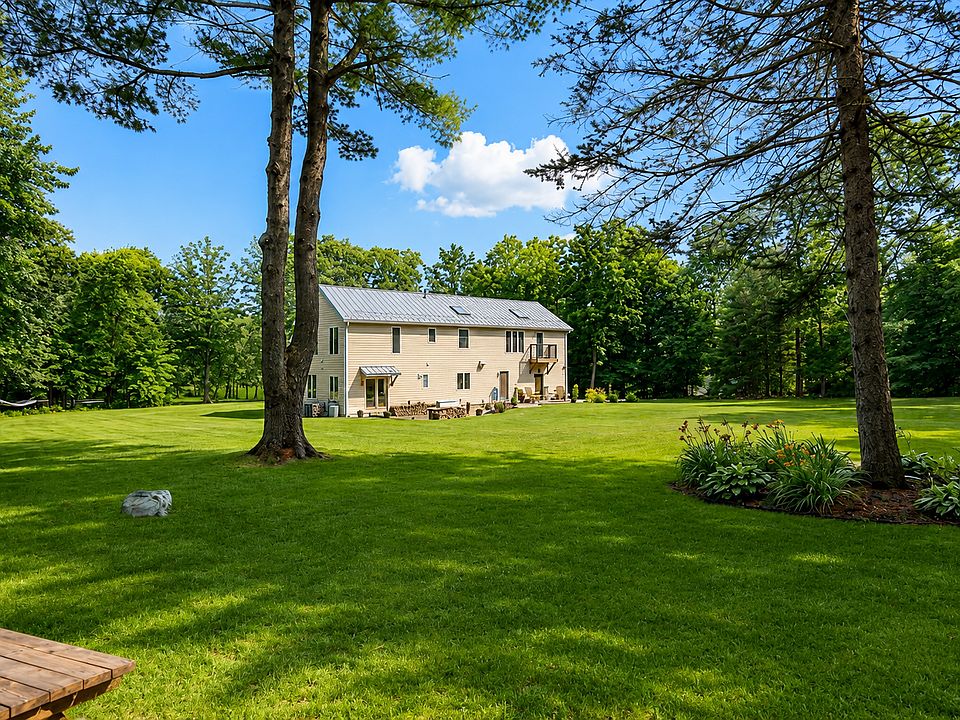 1st image of 338 Clove Rd