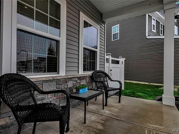 3rd image of 107 Founders Lake Ct