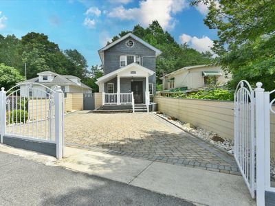 1632 Harding Park, Bronx, NY, 10473