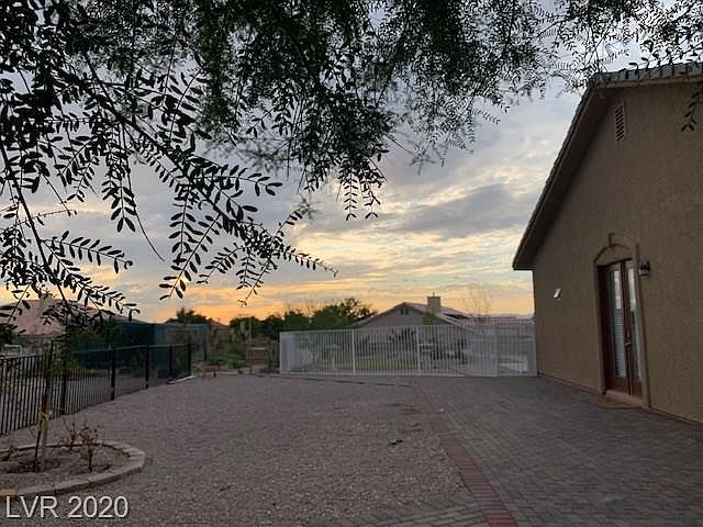 1st image of 9040 S Monte Cristo Way