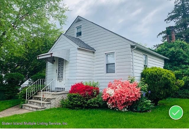 1st image of 134 Henry Pl