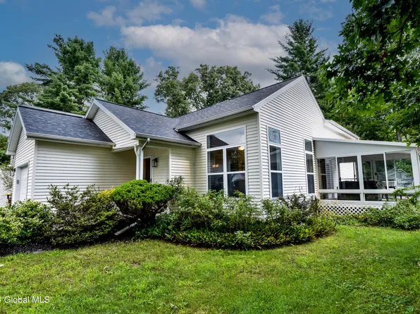 312 Meadowlark Drive, Ballston Spa, NY 12020