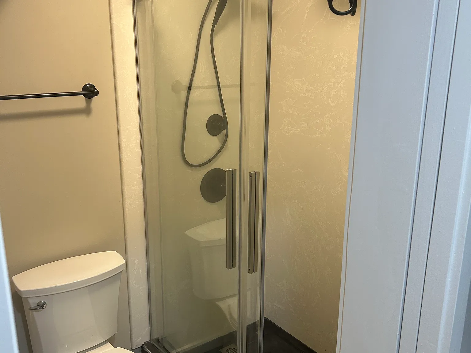 2 bed, 550 sqft, $2,150 — Photo 4