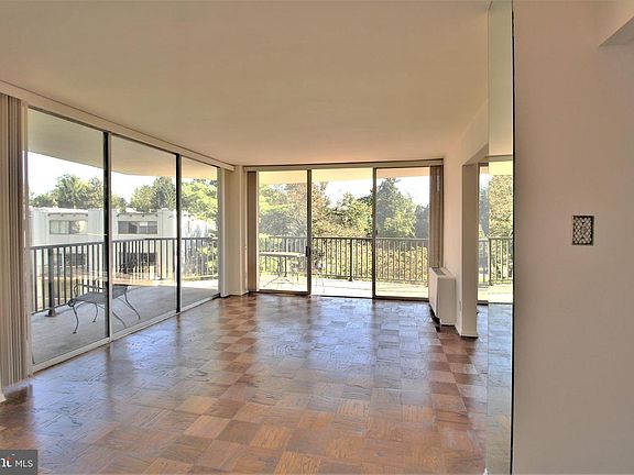 5th image of 3333 University Blvd W APT 412