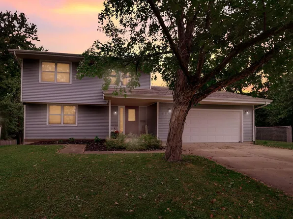 1315 Iowa Cir, Ames, IA 50014