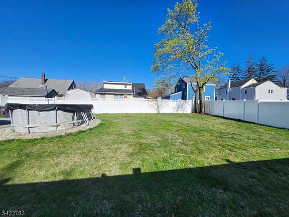 2nd image of 116 Riverdale Rd