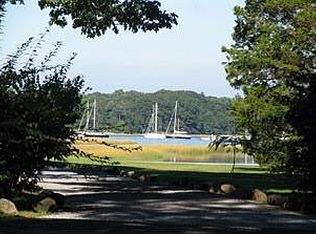 177 Indian Head Rd, Riverside, CT 06878