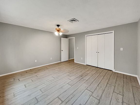 5th image of 173 Farrwood Dr Unit 173