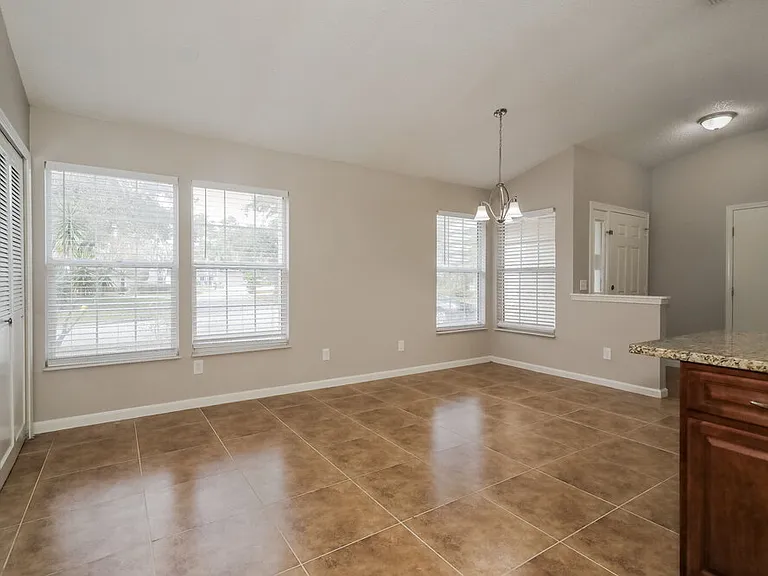 2013 Saint Martins Dr W — Photo 6