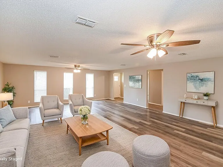 2891 Gatling Blvd — Photo 3