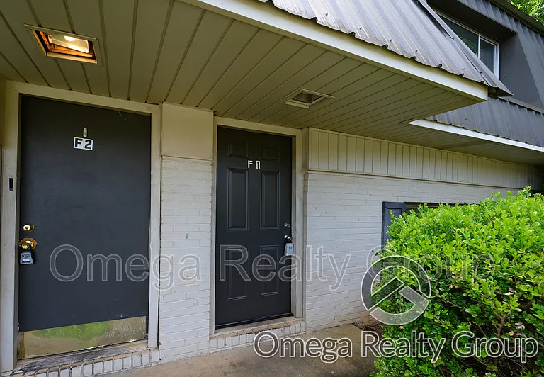 1300 Coosa Pines Dr #F1 — Photo 2