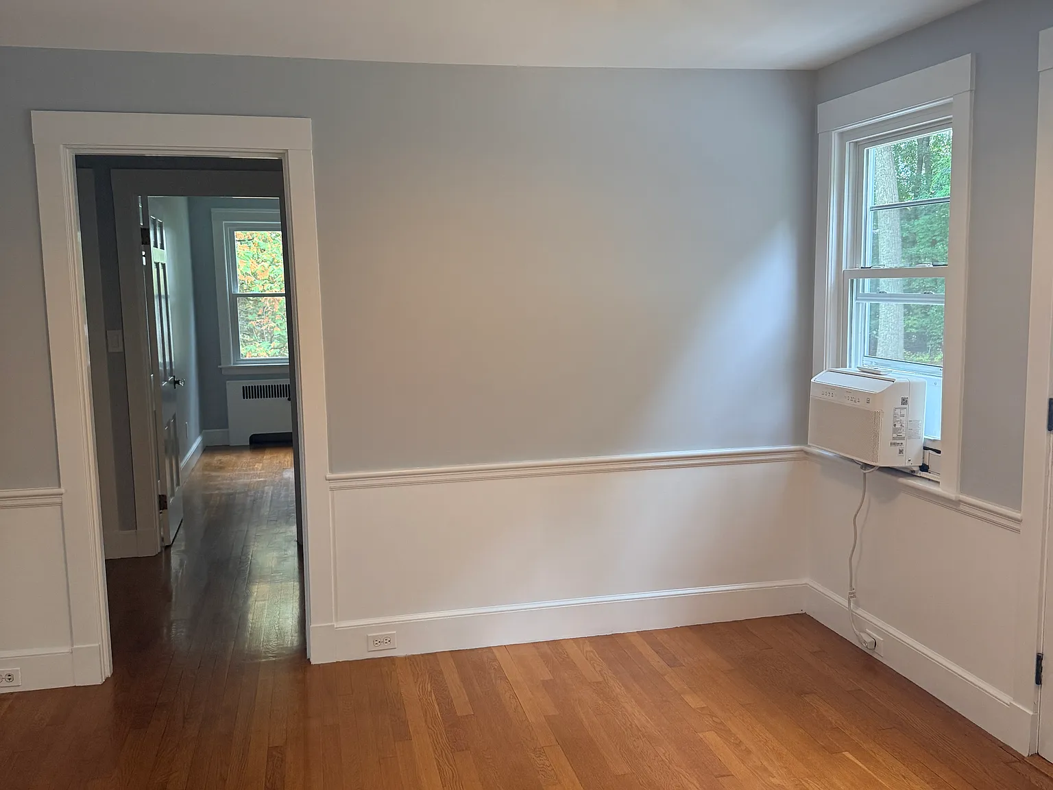 2 bed, 1.0 bath, $3,300 — Photo 3
