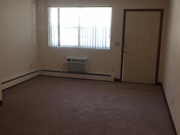 4th image of 1 Mill St APT 7
