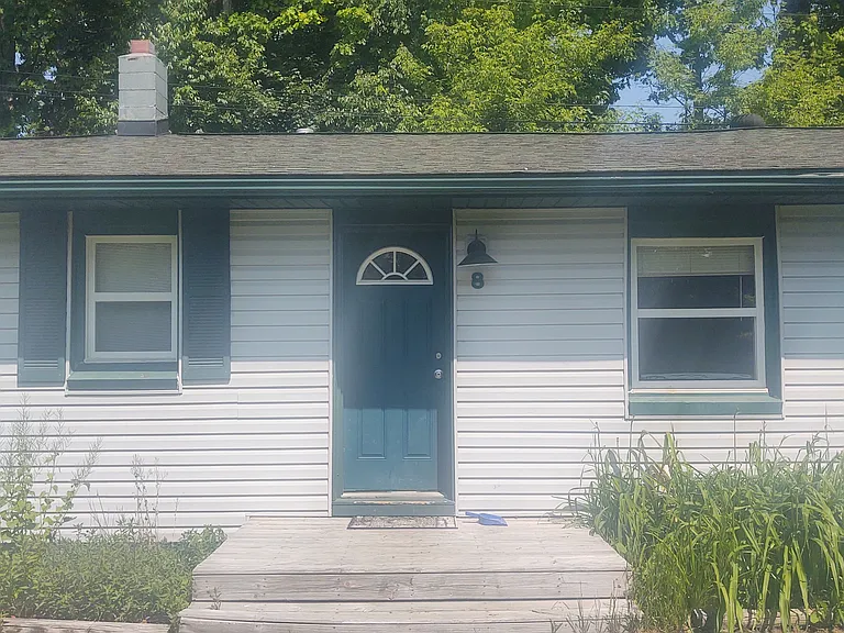 3434 Oakridge Dr #8 — Photo 1