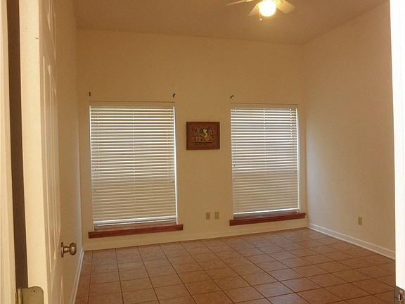 5th image of 109 W 38th St #A