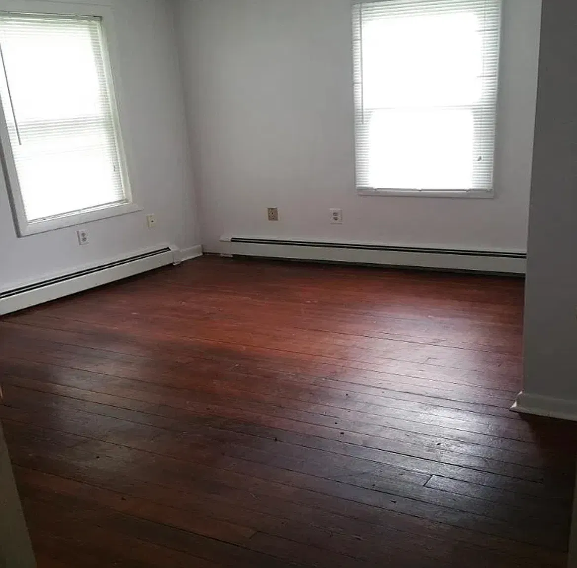 2 bed, $1,100 — Photo 4