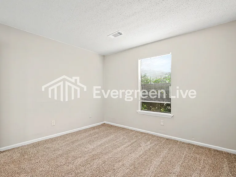 1056 Parkwest Ct — Photo 13
