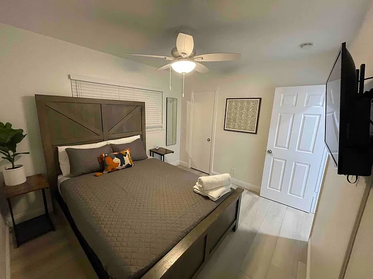 2832 David St — Photo 21