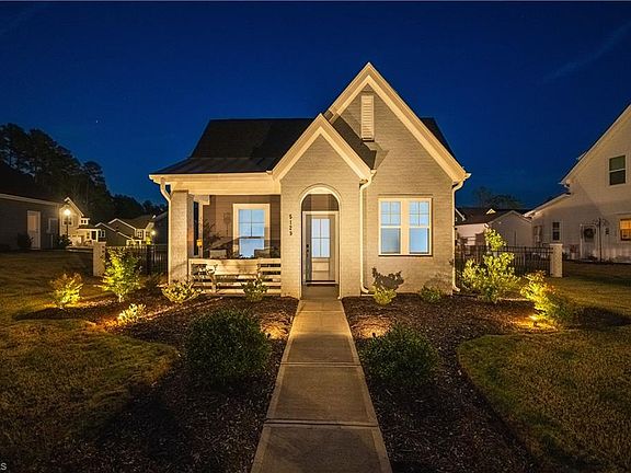 2nd image of 5129 Whaitley Ln