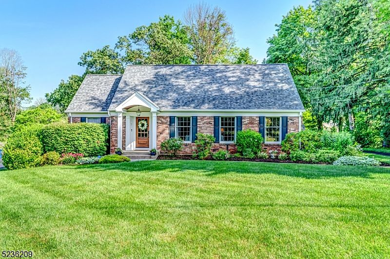 7 Ash St Basking Ridge NJ 07920 Zillow