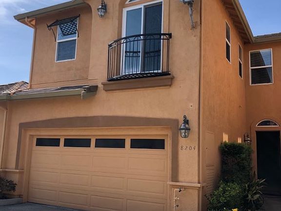 3rd image of 8204 Chanbord Ct
