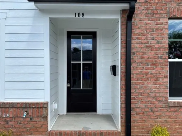 108 N Bridge Street #108, Wilkesboro, NC 28697