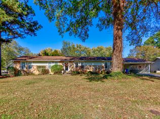 8405 Artis Ln, Knoxville, TN 37923