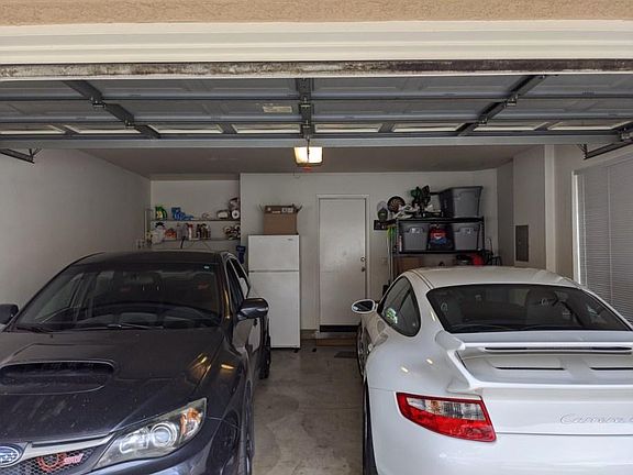 2nd image of 4855 La Vella Dr