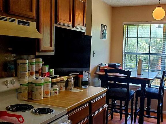 4th image of 2801 Quail Run St #204