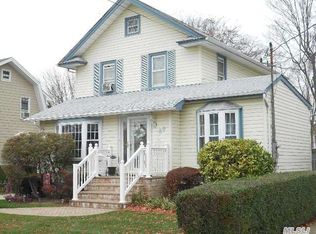 89 Cleveland Ave, Rockville Centre, NY 11570