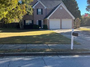 1105 Amhearst Oaks Dr, Lawrenceville, GA 30043