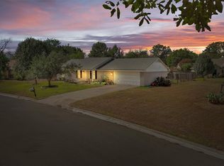 140 Marylee Dr, Hewitt, TX 76643