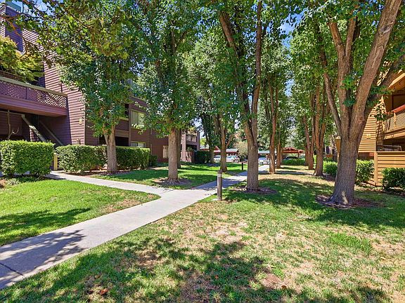2nd image of 682 Teatree Ct