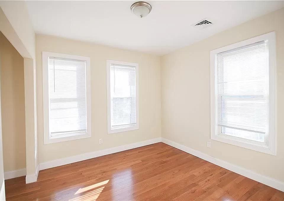 2nd image of 33 Chestnut Ave Floor 2