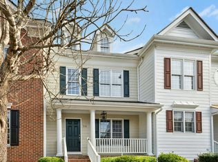 318 Madison Grove Pl, Cary, NC 27519