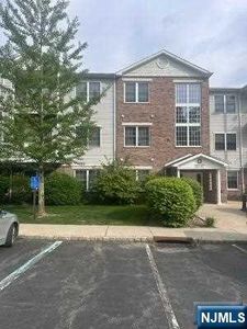 52 Mountain View Ct, Riverdale, NJ, 07457