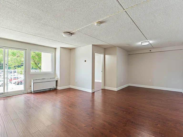 200 Cove Way #217 — Photo 7