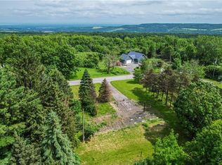 4460 Whitman Rd #32, Canastota, NY 13032