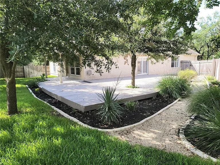 2833 Checker Dr — Photo 18