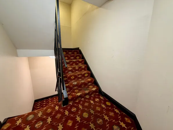 3069 Oakland