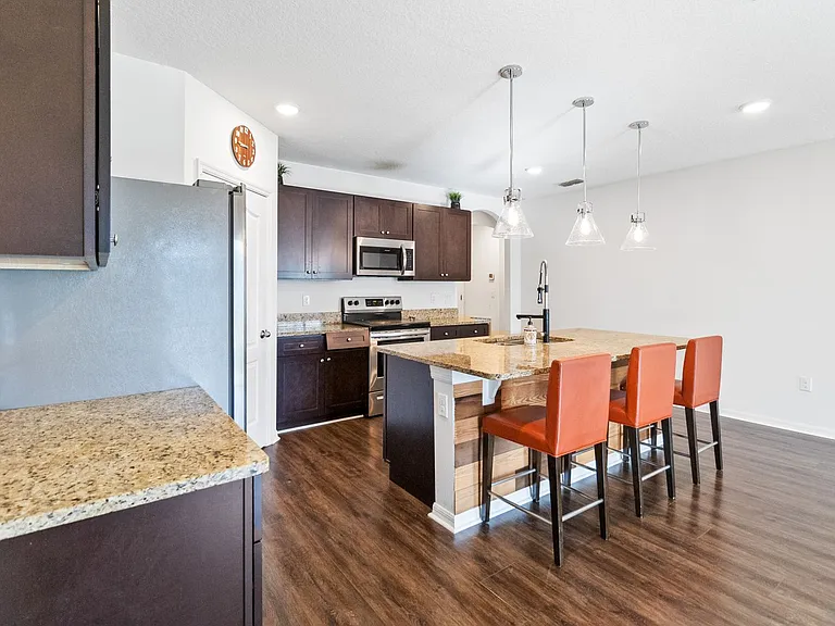 1803 Rain Lily Pl — Photo 7