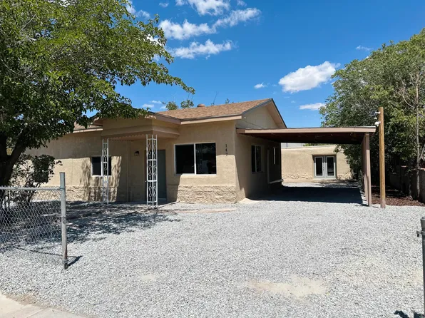 147 Hilton Ave NW, Albuquerque, NM 87107