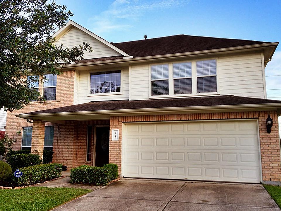 1st image of 11610 Cross Spring Dr