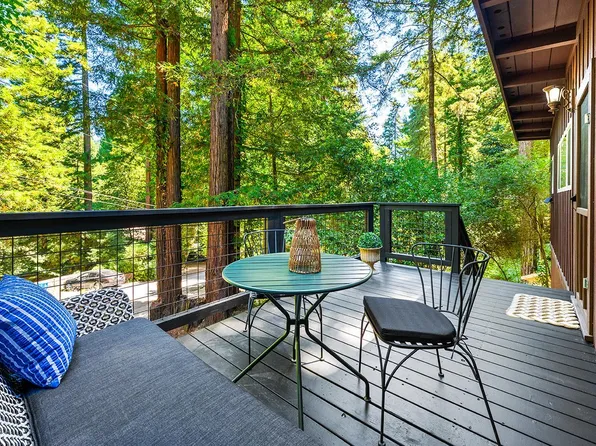 17358 Park Avenue, Guerneville, CA 95446