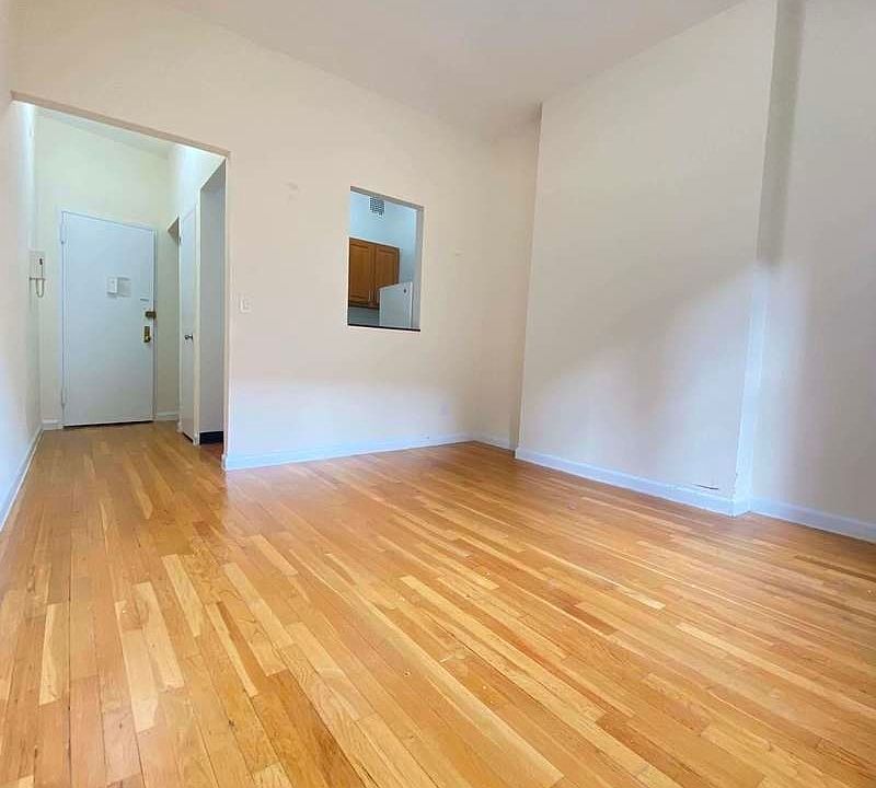 1st image of 211 E 89th St APT C8