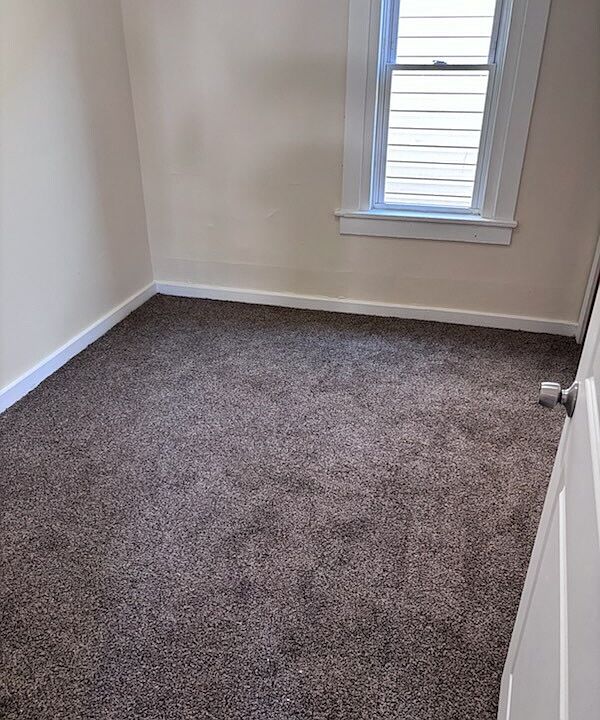 2nd image of 511 E 14th St #1