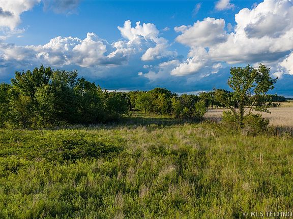 2nd image of 406 Nowata Route Rd #1