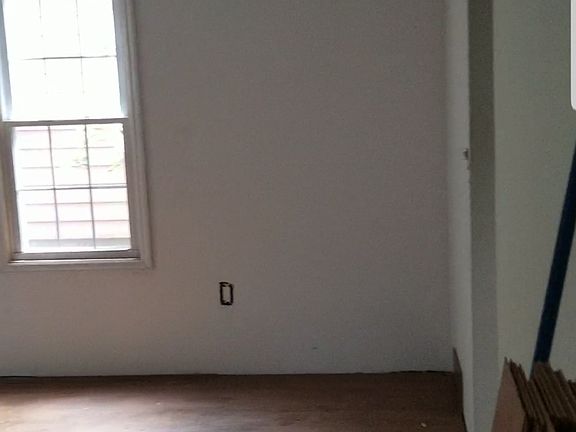 3rd image of 51 Mulberry St
