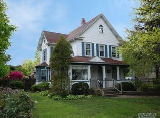 150 Lincoln Ave, Sayville, NY 11782